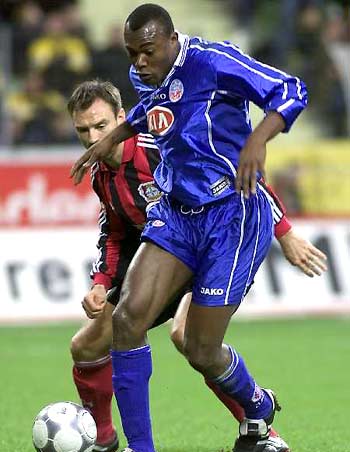 何深刻影响 何深刻影响